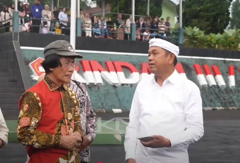 Saat Beri Pengarahan di Barak Militer, Dedi Mulyadi Dapatkan Dua Jempol dari Kak Seto 'Pada Betah Mereka'