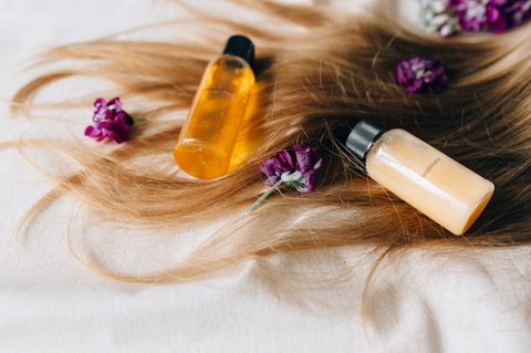Ilustrasi Haircare Products