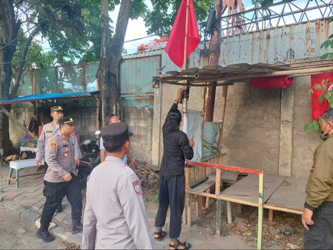 bendera ormas dicopot di tangerang
