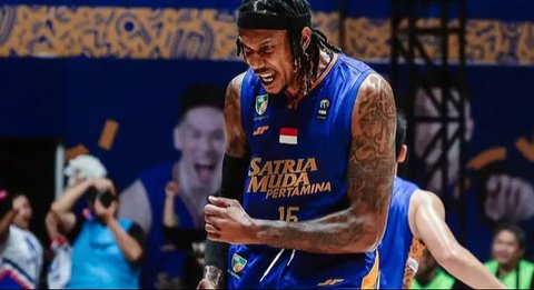 Pebasket asing Tangerang Hakws di Indonesia Basketball League (IBL), Jarred Dwayne Shaw, ditangkap Polresta Bandara Soekarno-Hatta (Soetta), Tangerang, karena kasus narkoba. (Bola.com/Dok.
