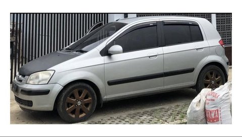 Mobil Hyundai Getz milik Anthony Ginting yang telah lenyap (Twitter: Anthony Ginting)