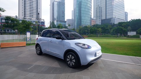 Wuling BinguoEV Long Range AC tersedia dengan harga yang lebih terjangkau.
