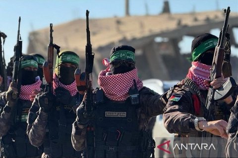 Hamas menuduh Israel telah melanggar kesepakatan gencatan senjata di Jalur Gaza ratusan kali, sementara Israel menyatakan serangan balasan karena Hamas menolak proposal AS untuk memperpanjang gencatan senjata dan membebaskan tawanan.