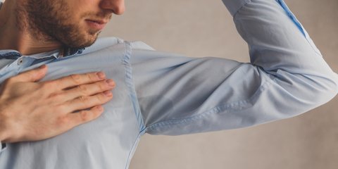 Tips Jitu Cuci Pakaian Agar Tampak Baru, Bisa Hilangkan Noda Berkerak Deodoran & Bintik Jamur Hitam