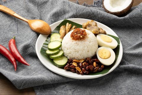 Perlukah Memanaskan Ulang Nasi? Ini Risiko dan Tipsnya untuk Kesehatan