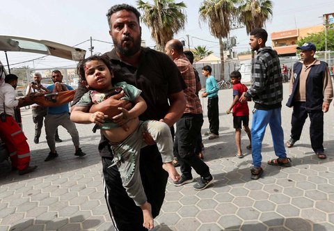FOTO: Pilu! Anak-Anak Gaza Korban Serangan Udara Israel