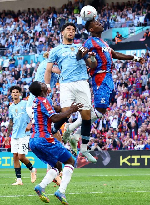 FOTO: Kalahkan Manchester City,  Pertama Kali Crystal Palace Juara FA Cup