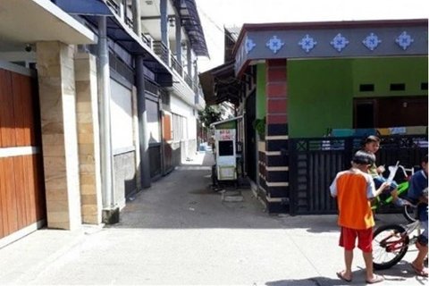 9 Artis Indonesia Tinggal di Rumah Dalam Gang, Sederhana, Nyaman, dan Dekat Tetangga