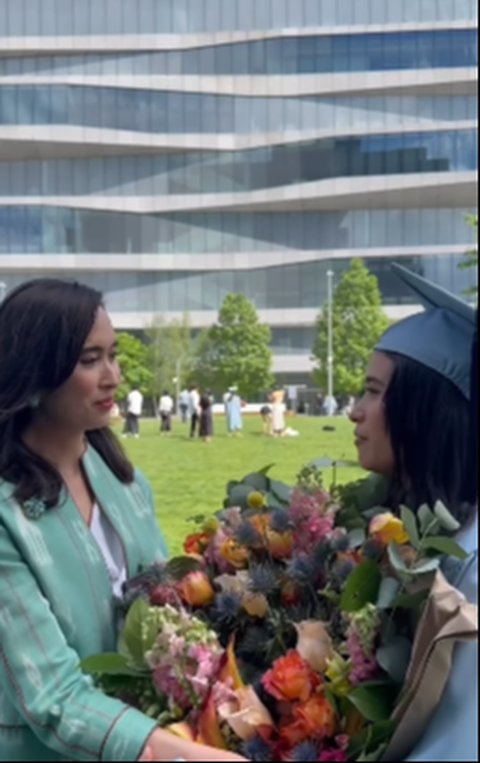 Katyana Raih Dua Gelar Master Sekaligus di Amerika Serikat Ternyata Anak Menteri Cantik di RI