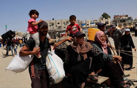 FOTO:  Militer Israel Perintahkan Warga Gaza Mengungsi