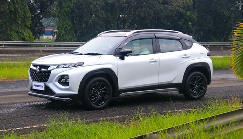 Suzuki Fronx menawarkan atap dan kaca belakang yang menurun sebagai fitur unggulan dibandingkan dengan para pesaingnya.