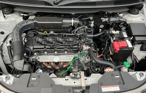 Suzuki Fronx di Indonesia dilengkapi dengan mesin K15B berkapasitas 1.500cc yang memiliki 4 silinder dan teknologi VVT.