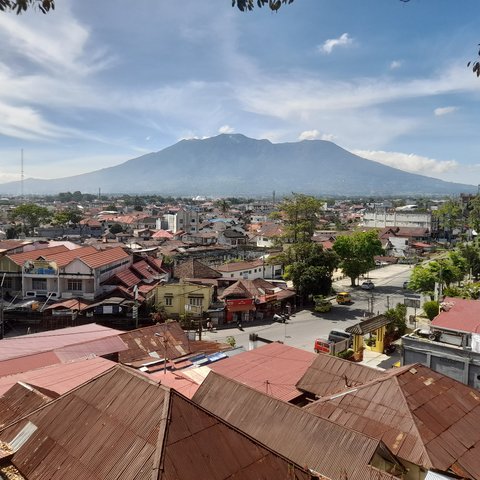 gunung apio