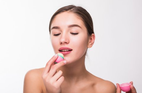Rahasia Bibir Lembap dan Sehat: Kandungan Hyaluronic Acid &amp; Peptide
