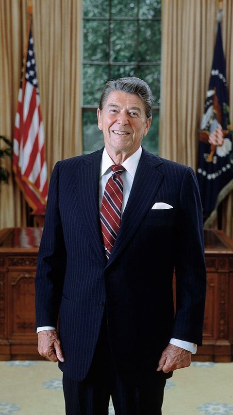 Deep and inspiring quotes from Ronald Reagan.