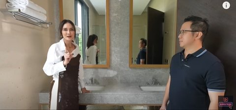 10 Potret Kamar Mandi Luna Maya Mewah dan Luas, Mahal Sekelas Hotel Bintang 5