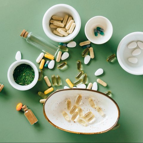 Benarkah Konsumsi Suplemen Vitamin B12 Bisa Merusak Ginjal? Ketahui Mitos dan Faktanya