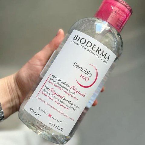 Kenapa Micellar Water Wajib Ada di Rutinitas Skincare Kamu?