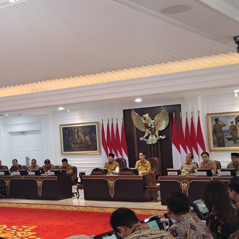 Presiden Prabowo pimpin sidang kabinet perdana