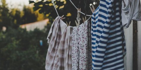 Ilustrasi Mencuci Baju