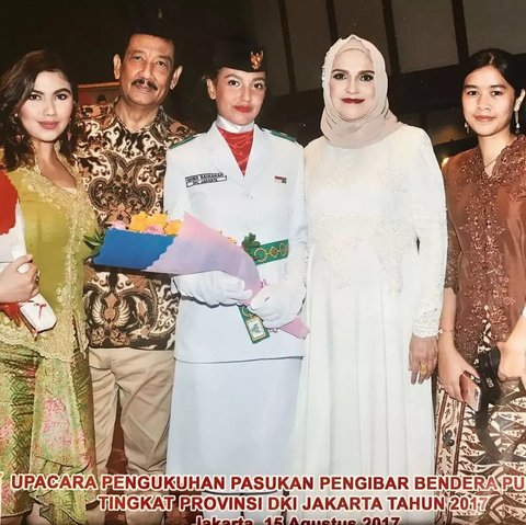 5 Potret Lawas Ghina Raihanah Kekasih Izzat Assegaf Jadi Paskibra DKI Jakarta, Cantik Natural Curi Perhatian
