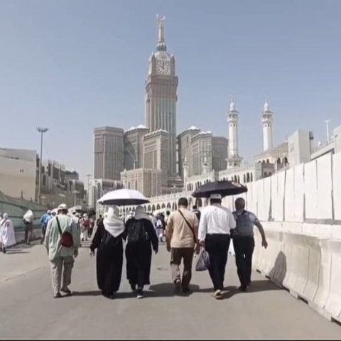 BP Haji mengingatkan jamaah haji Indonesia untuk menjaga kesehatan dan fisik menjelang puncak ibadah haji di Arafah, Muzdalifah, dan Mina, mengingat cuaca ekstrem di Arab Saudi.