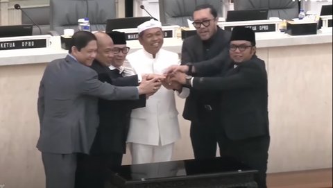 Potret Mesra Dedi Mulyadi dengan Ono Surono Salam Komando Sambil Terseyum Jadi Sorotan