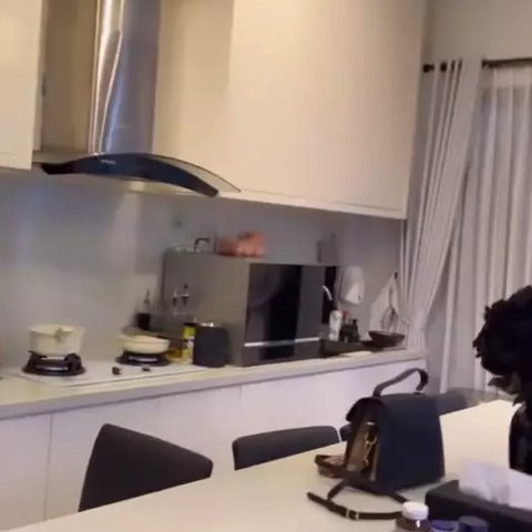 7 Potret Dapur Minimalis Amanda Manopo, Bernuansa Putih Dilengkapi Perabotan Canggih