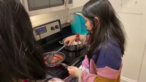 7 Potret Dapur Mewah ala Eropa Annisa Pohan, Perabotan Canggih - Mesin Pembuat Kopi Hingga Dishwasher