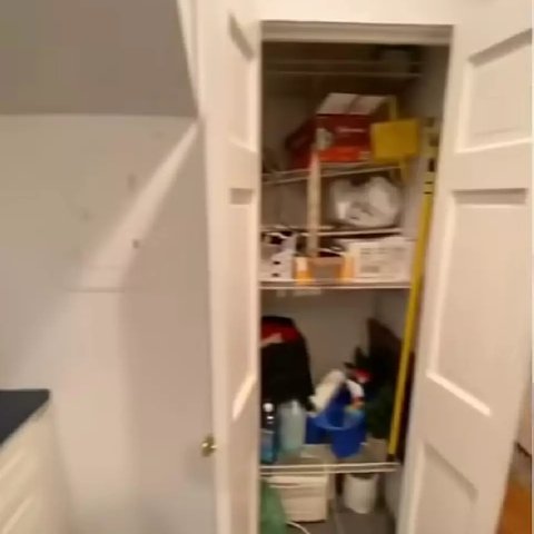 7 Potret Dapur Mewah ala Eropa Annisa Pohan, Perabotan Canggih - Mesin Pembuat Kopi Hingga Dishwasher