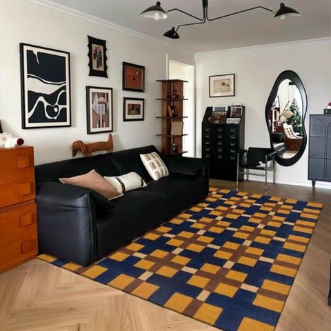 Karpet motif sesuai kebutuhan.