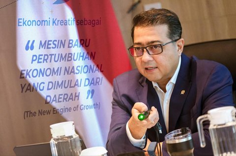 Menteri Ekraf Teuku Riefky Harsya menerima kunjungan Bupati Pacitan Indrata Nur Bayuaji