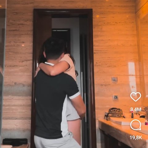 5 Potret Kamar Mandi Mewah Jessica Mila & Yakup Berlapis Marmer di Penthouse Rp50 Miliar Kawasan SCBD Jakarta