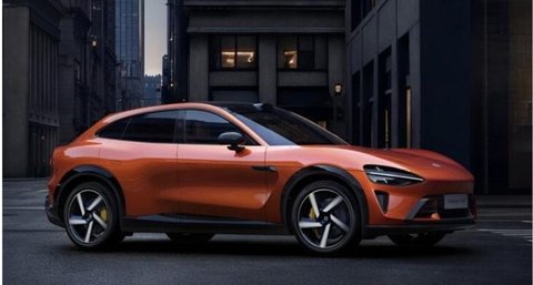 Xiaomi YU7 hadir dalam berbagai varian, mulai dari versi Standard hingga Max, untuk memenuhi berbagai kebutuhan pengguna.