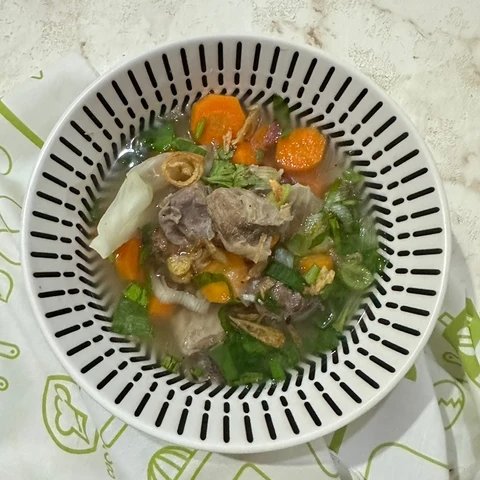 Ilustrasi Sop Daging Sapi Rempah