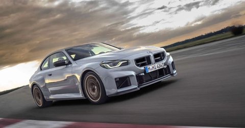 BMW M2 CS 2025 dilengkapi dengan mesin S58 berkapasitas 3.0 liter inline-six twin-turbo.
