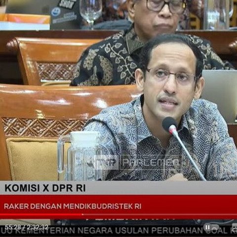 Mendikbudristek, Nadiem Makarim saat rapat kerja bersama Komisi X DPR RI pada Selasa (21/5/2024). (YouTube TVR Parlemen)