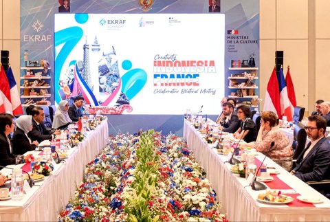 Menteri Ekonomi Kreatif (Menekraf), Teuku Riefky Harsya, menerima kunjungan Menteri Kebudayaan Prancis, Rachida Dati