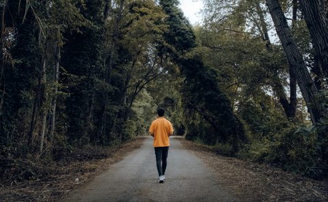 Ilustrasi jalan kaki pagi, joging