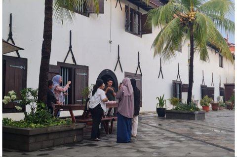 Pemerintah Provinsi DKI Jakarta menambah jam tayang film imersif dan memperpanjang jam operasional lima museum hingga pukul 20.00 WIB untuk menarik lebih banyak pengunjung dan meningkatkan aksesibilitas.