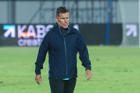 Pelatih Persita Tangerang  Fabio Lefundes