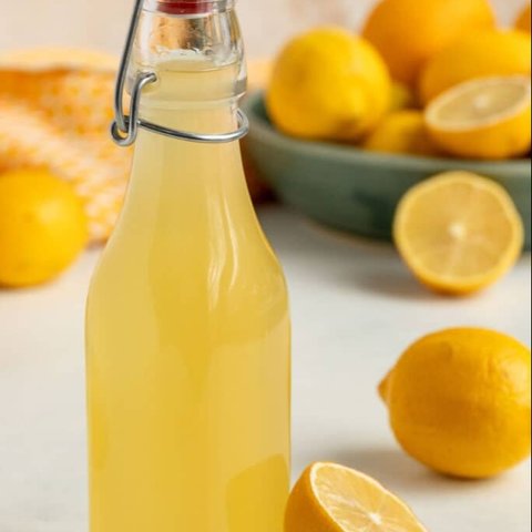 Ilustrasi Air Perasan Lemon