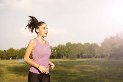 Olahraga Pagi yang Ideal: Jalan Kaki atau Jogging?