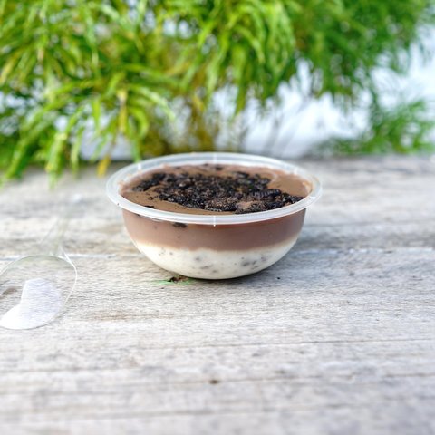 ilustrasi dessert box oreo