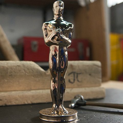 Dengan kemajuan teknologi, piala Oscar tahun ini merupakan replika langsung dari piala Oscar perdana pada tahun 1929.