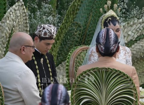 Potret Akad Nikah Luna Maya & Maxime Bouttier di Bali, Raffi Ahmad dan Irwan Mussry jadi Saksi Nikah