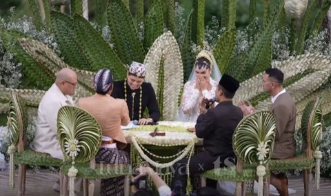 Potret Tegang Wajah Luna Maya dan Maxime Bouttier saat Ijab Qabul, Sampai Tarik Napas Panjang Berkali-kali