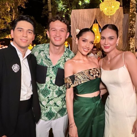 Terlihat Cinta Laura yang datang bersama sang kekasih, Arya Vasco. Cinta Laura didoakan segera menyusul Luna Maya oleh sejumlah netizen.