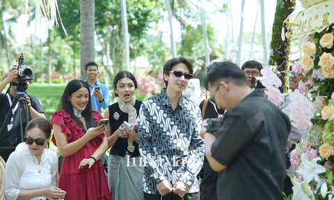 4 Tahun Dipacari Ari Irham, Taskya Namya Tangkap Buket Melati Luna Maya - Diminta Segera Menikah