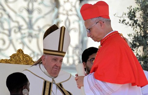 Kardinal Robert Francis Prevost dari Amerika Serikat terpilih menjadi paus baru menggantikan Paus Fransiskus pada Kamis, (08/05/2025) waktu setempat